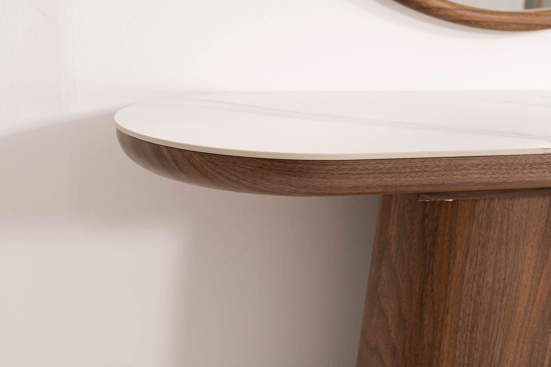 VICTORIA CONSOLE TABLE WALNUT - Image 3